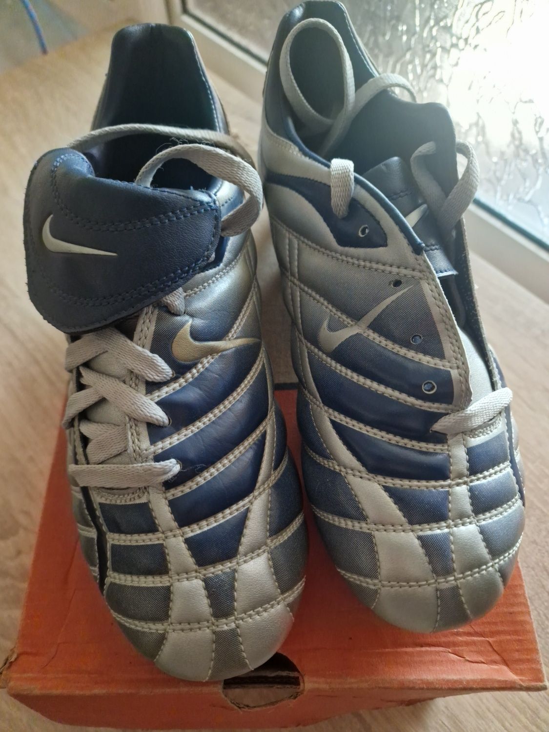 Продавам бутонки NIKE