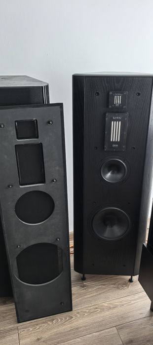 Infinity Renaissance 90