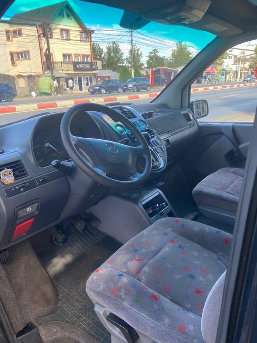 Mecedes benz V220