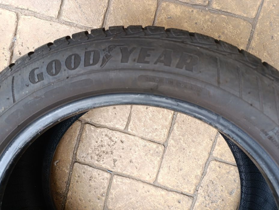 Всесезонни гуми Good year 205/55/17 7,5mm.