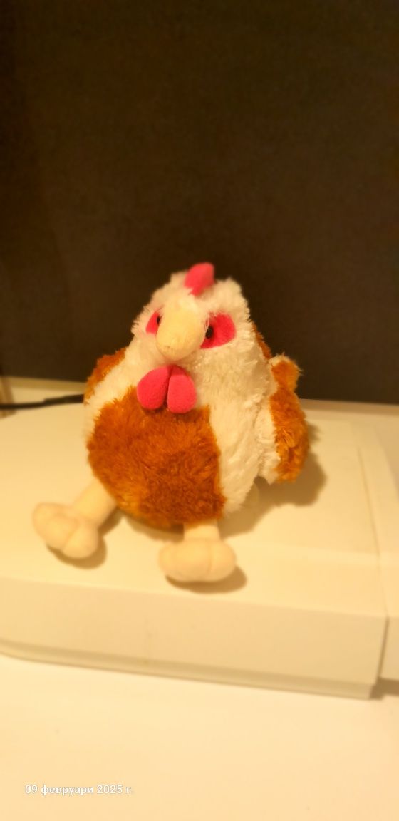 Плюшена играчка кокошка
