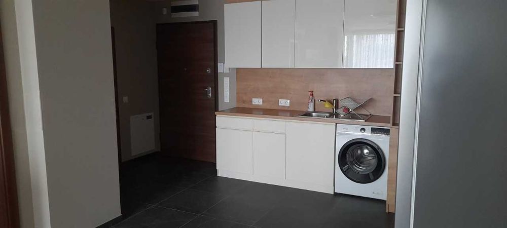 Дава се под наем Двустаен апартамент в София, Дружба 2 - 70 кв.м за 663 € - Снимка #2