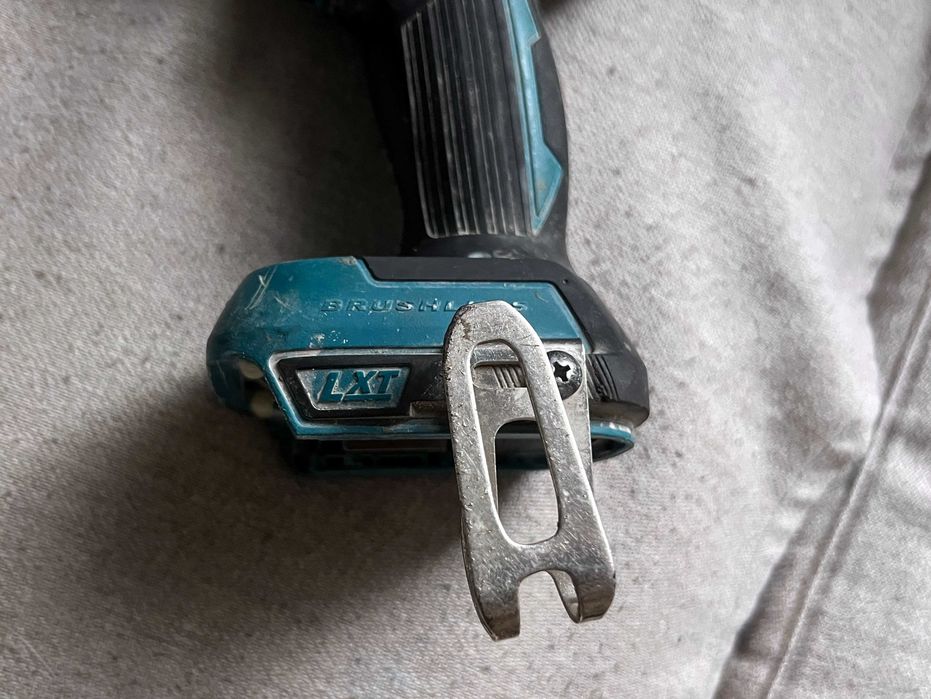 Makita DHP484 LXT 18V brushless functional defect comutator doar corp