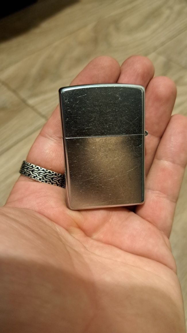 Lot 3 Brichete  [1 zippo] 1 de birou (1 bricheta spark)