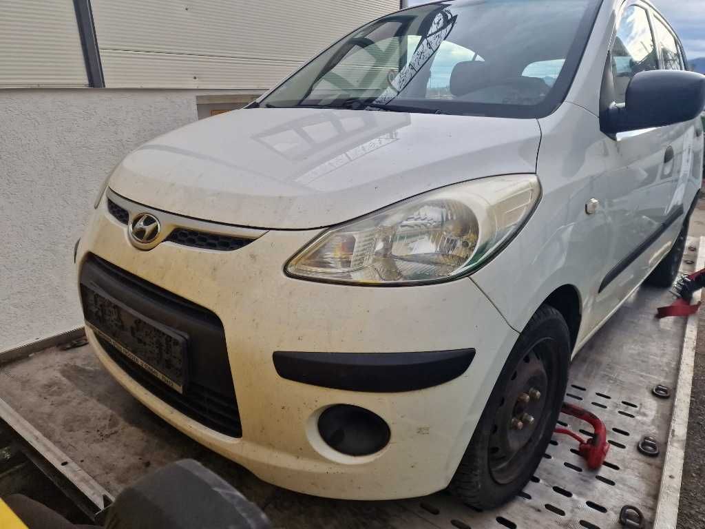 Dezmembrez Hyundai I10 an 2009 motor 1.1 cod G4HG volan stanga