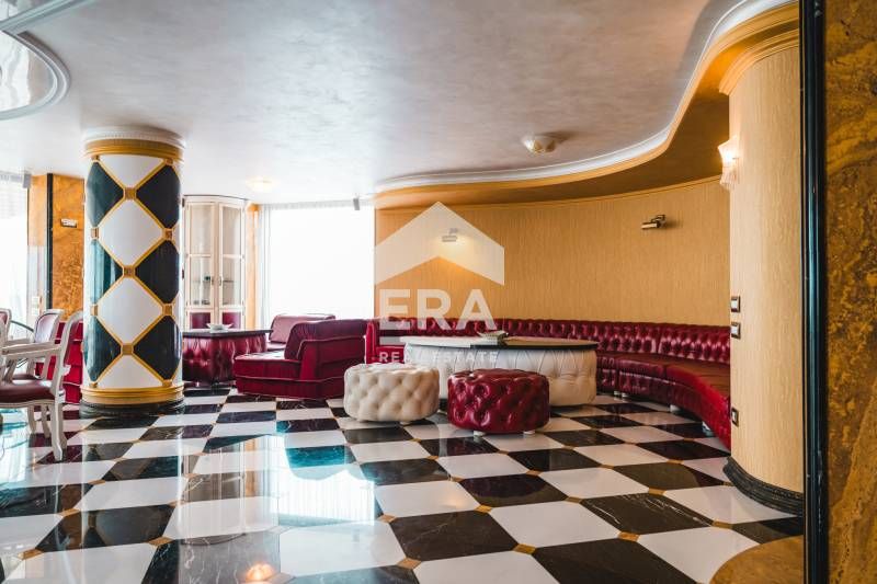 Продава се Четиристаен апартамент в Варна, Чайка - 618 кв.м за 1586 €/кв.м - Снимка #3