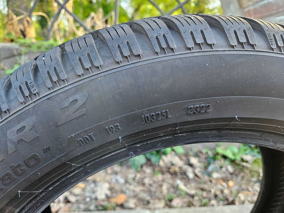 Vand cauciucuri Pirelli Cinturato 215/55/17 Iarna
