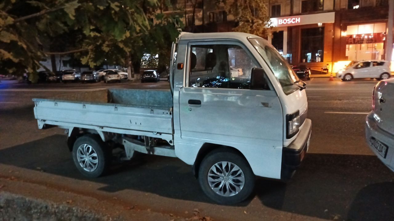 Labo avto moshinasi sotiladi