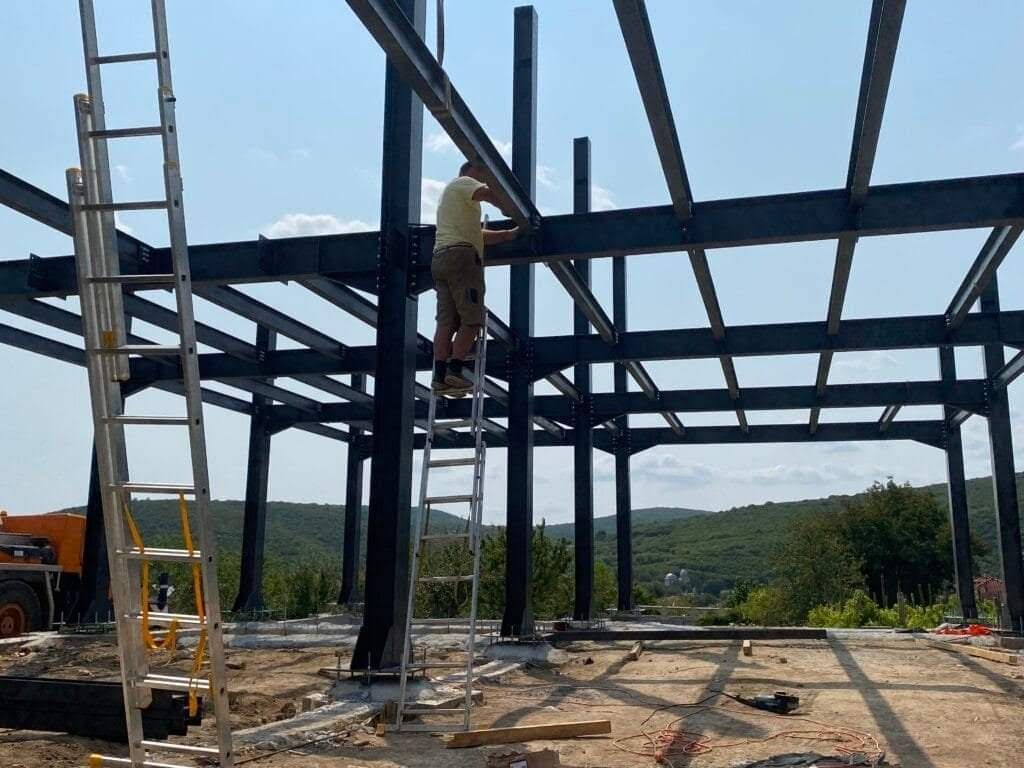 Hala metalica conform proiect de executie