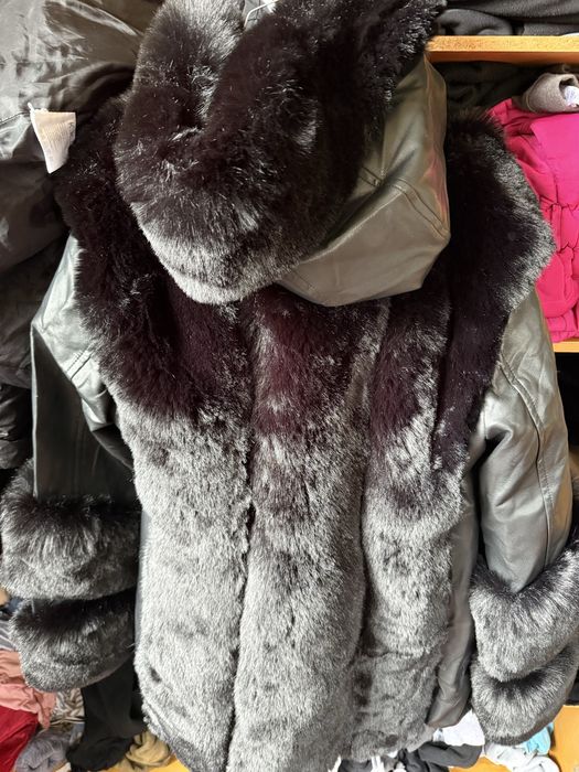 Дамско пухено яке