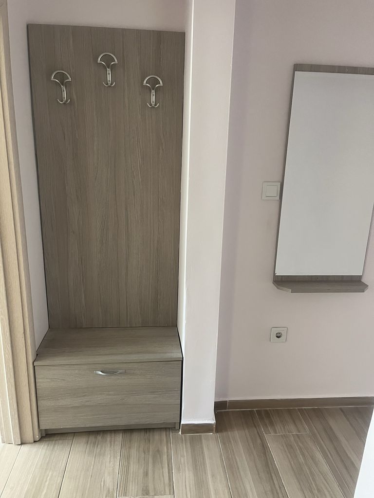 Дава се под наем Тристаен апартамент в Варна, Колхозен пазар - 85 кв.м за 510 € - Снимка #4