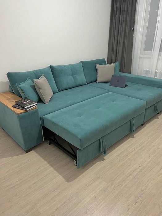 Продам диван угловой Woodline