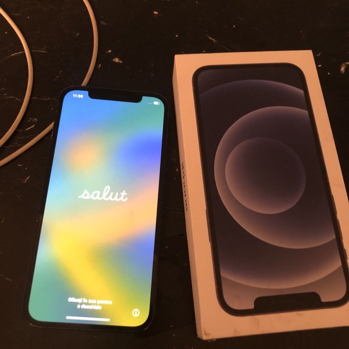 Iphone 12 negru 68 gb