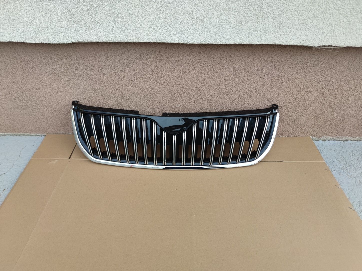 Grila radiator Skoda Superb 2 crom 2008-2013