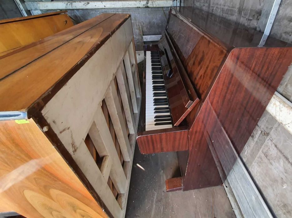 Pianina , decor clasic