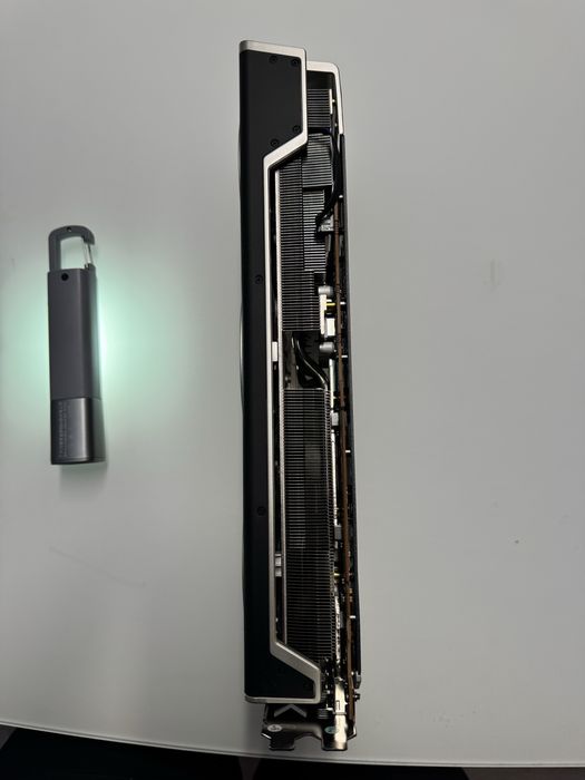 XFX 12GB GDDR6 RX 6700 XT stare foarte buna