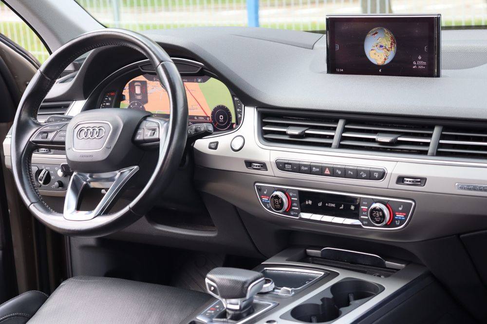 Audi Q7 S-Line Quattro!Soft close uși!Night vision!Ventilație!Rate!