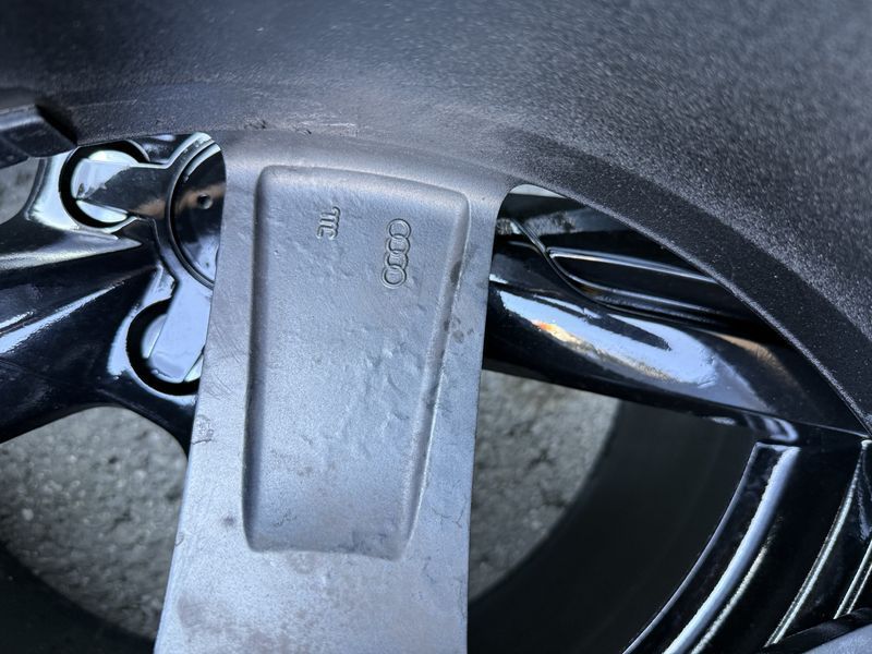 20цола Audi Ауди 4бр Оригинални