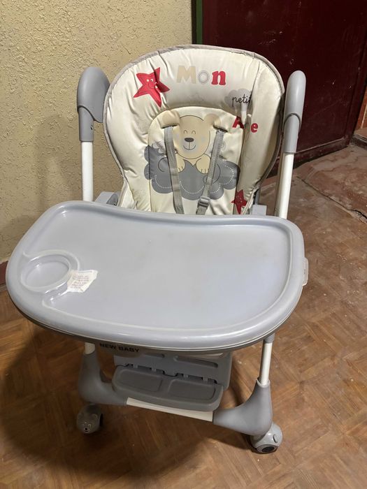 Продаётся детский стул