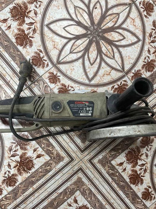 Болгарка Crown (Карабулак) лот 708493