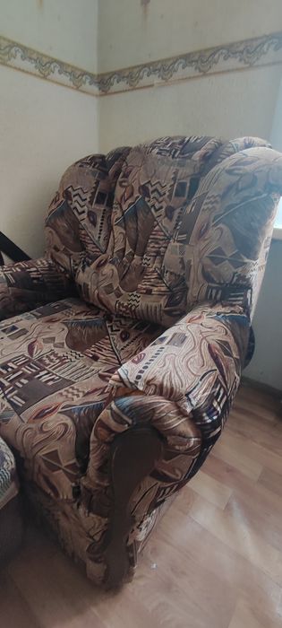Продам 2 кресла за 4000
