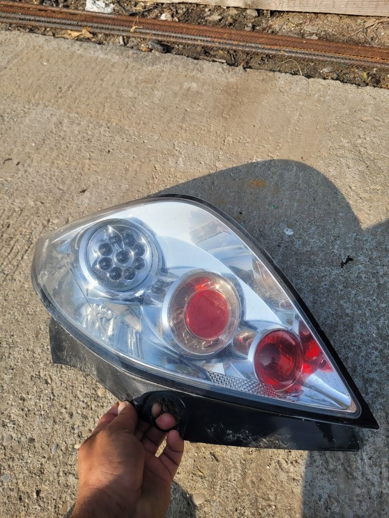 Stop stanga dreapta opel astra h