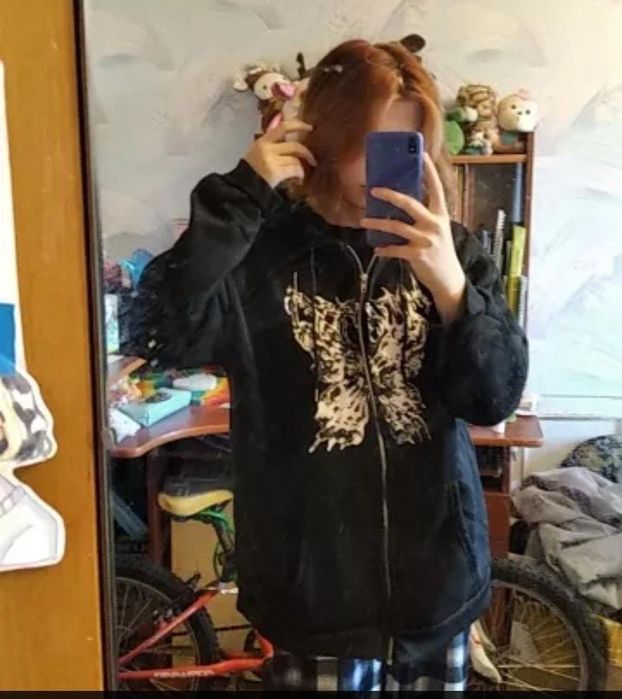 Птодавам дамски суичър