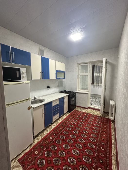 3 xona 4 xona qilingan Tinchlik metro yonida arendaga beriladi