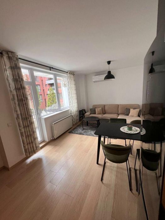 Дава се под наем Двустаен апартамент в София, Кръстова вада - 71 кв.м за 818 € - Снимка #1