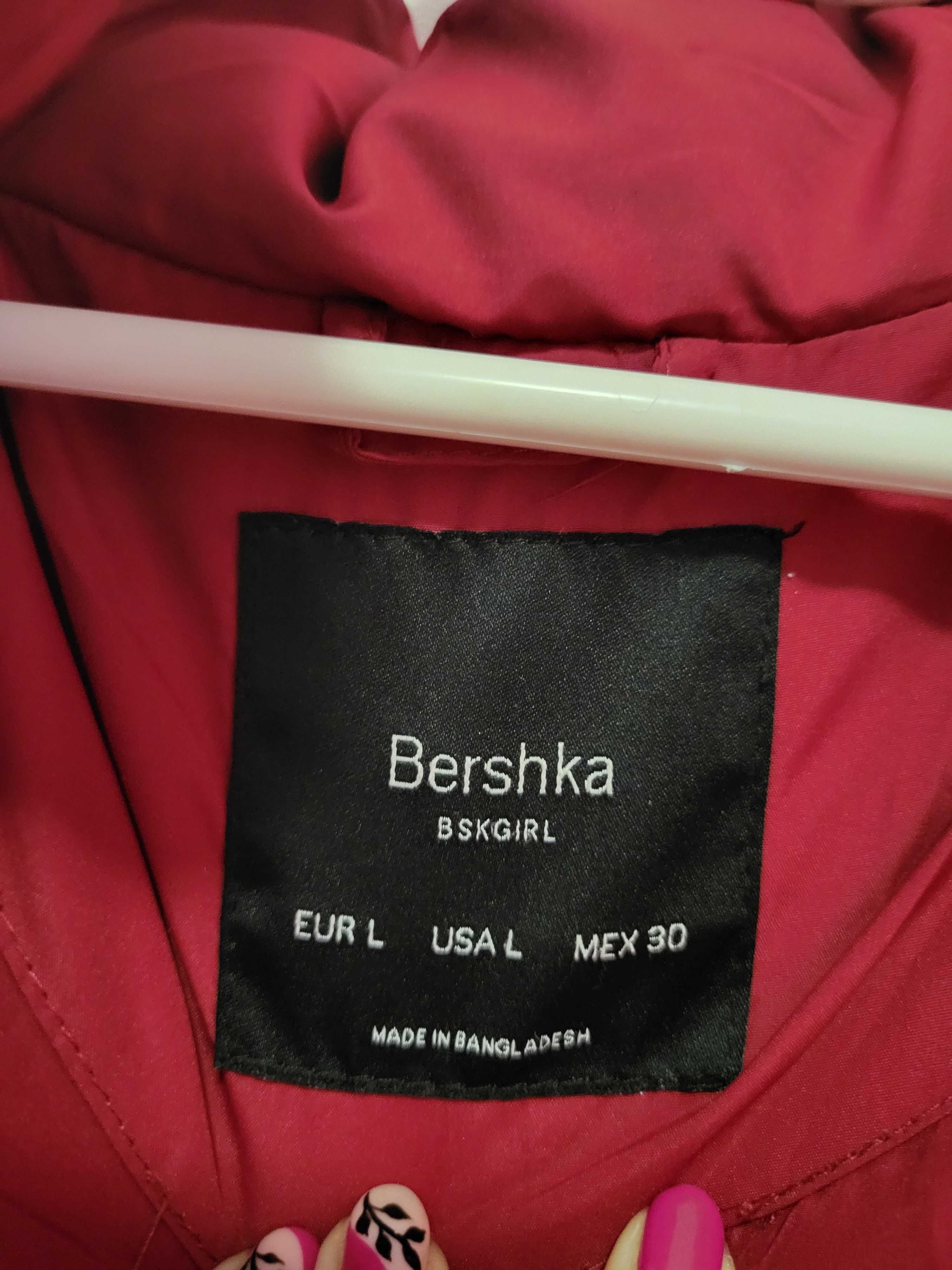 Geaca de dama Bershka