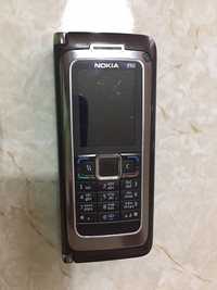 Продам мобильный телефон Нокиа Е 90 коммуникатор