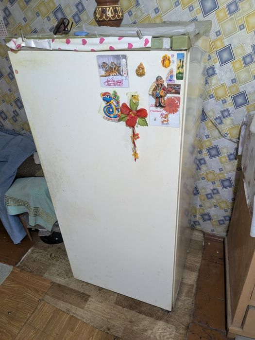 Холодильник СРОЧНО  бу самовывоз