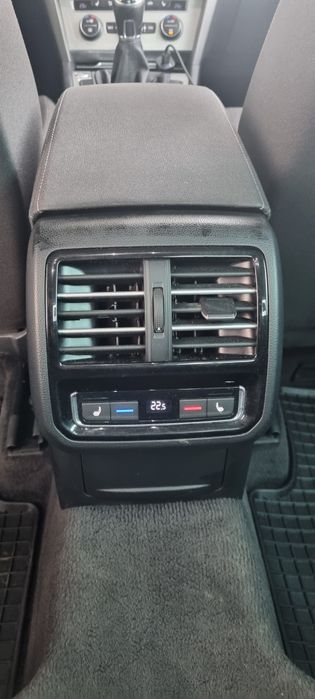 Vând Volkswagen Passat 2.0 4Motion An2016