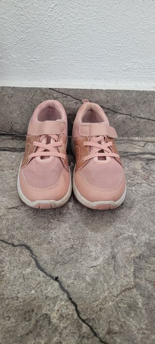 Adidasi fetite nr 30