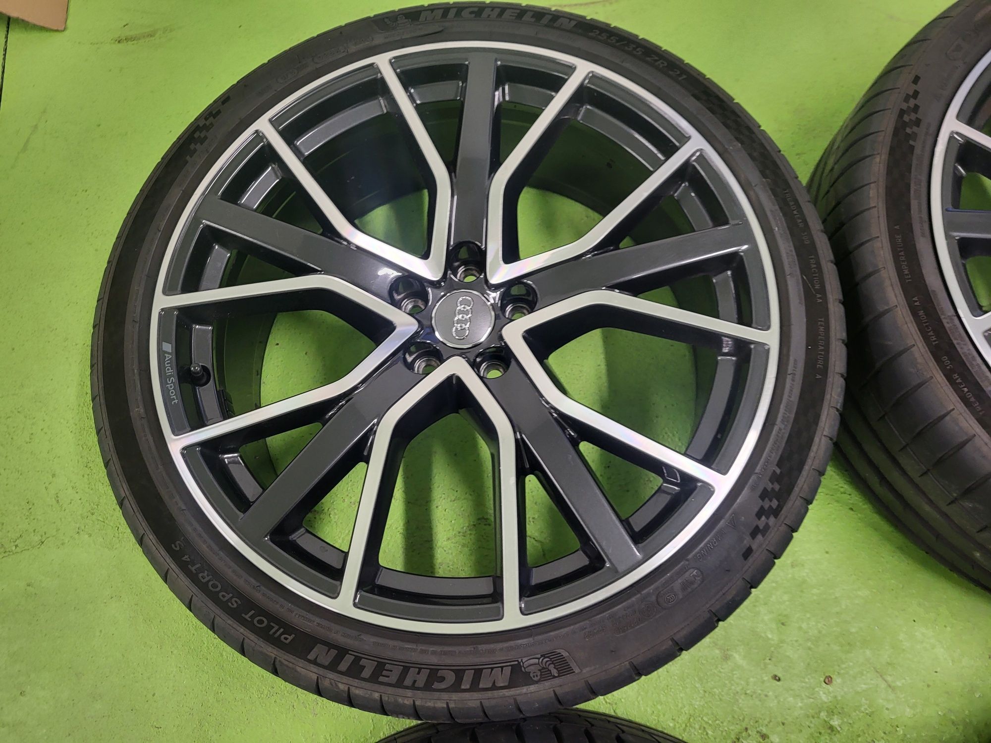 21 5x112 Audi S7 A7 255/35/21 5х112 ауди