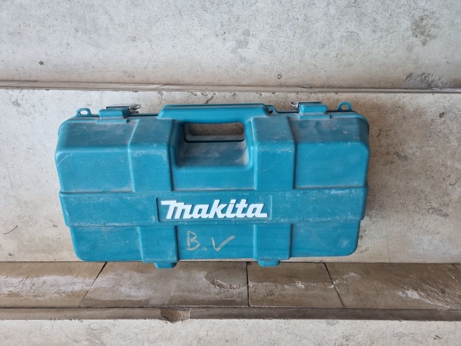 Фреза за сглобки Makita PJ7000