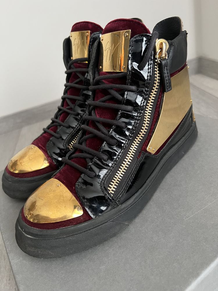 Кецове Giuseppe Zanotti