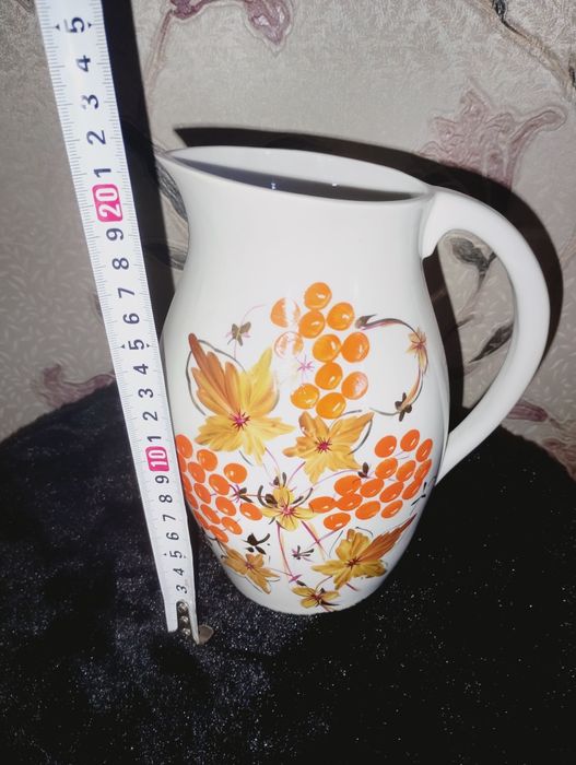 Советский кувшин рябина