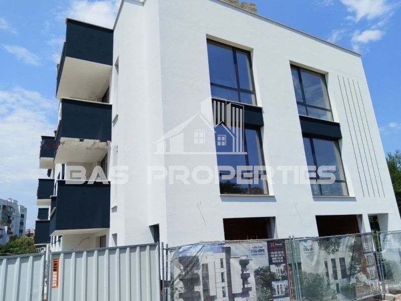 Продава се Двустаен апартамент в София, Левски В - 83 кв.м за 1500 €/кв.м - Снимка #1