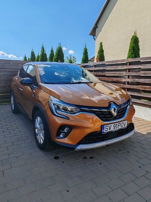 Vând Renault Captur 2022 cu doar 33.500 km in crestere