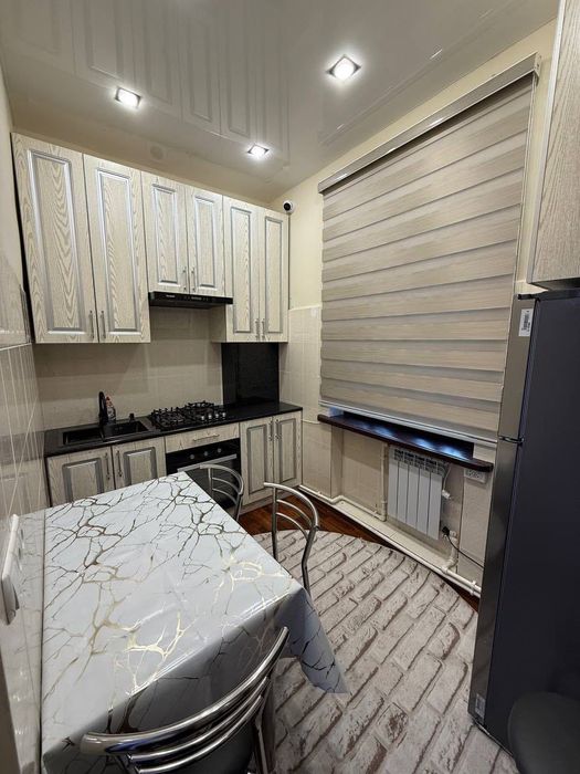 Chilonzor Novza metro yaqinda ijaraga kvartira bor bezmakler