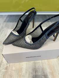 Дамски обувки  с ток Aldo номер 40