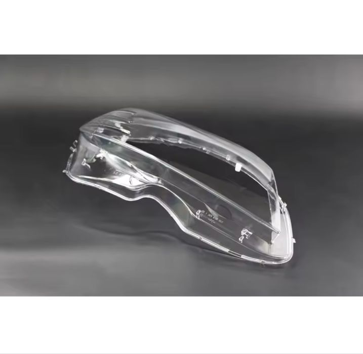 Стъкла за фарове Мерцедес C220