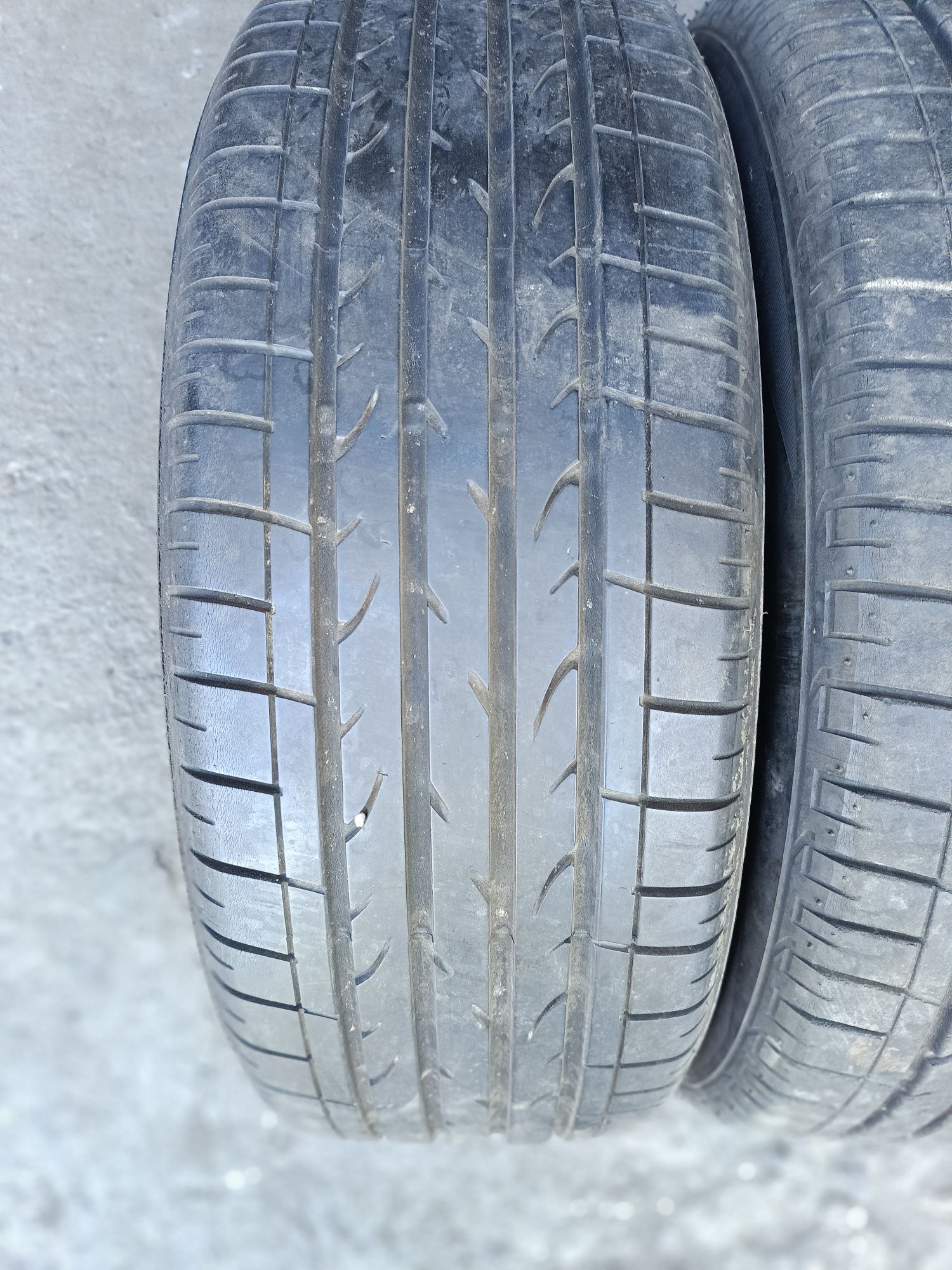 Летни гуми -18цола-225/55-1бр.-65лв."BRIDGESTONE"