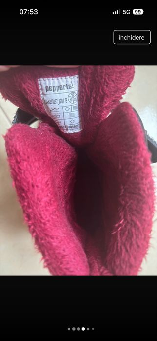 Ghete marimea 33 stare foarte bună.