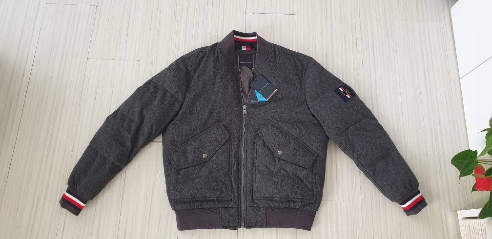 Tommy Hilfiger TH Tech Wool Mens Jacket Size S НОВО! ОРИГИНАЛ! Бомбер