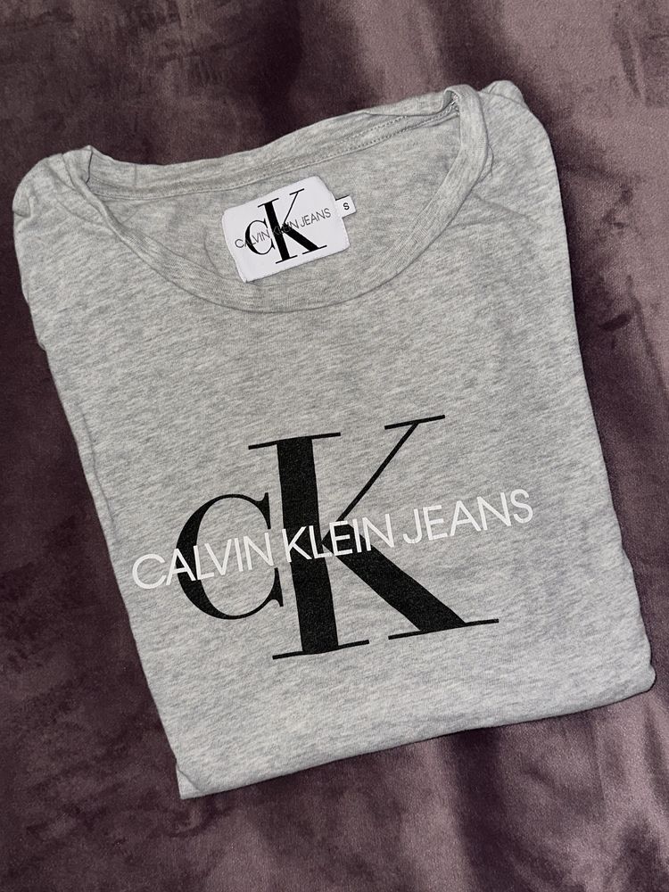 tricou calvin klein