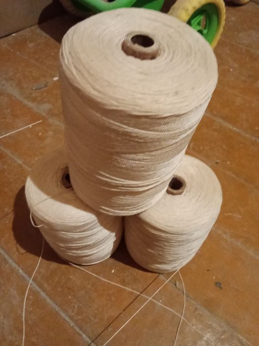 Продаются нитки капрон