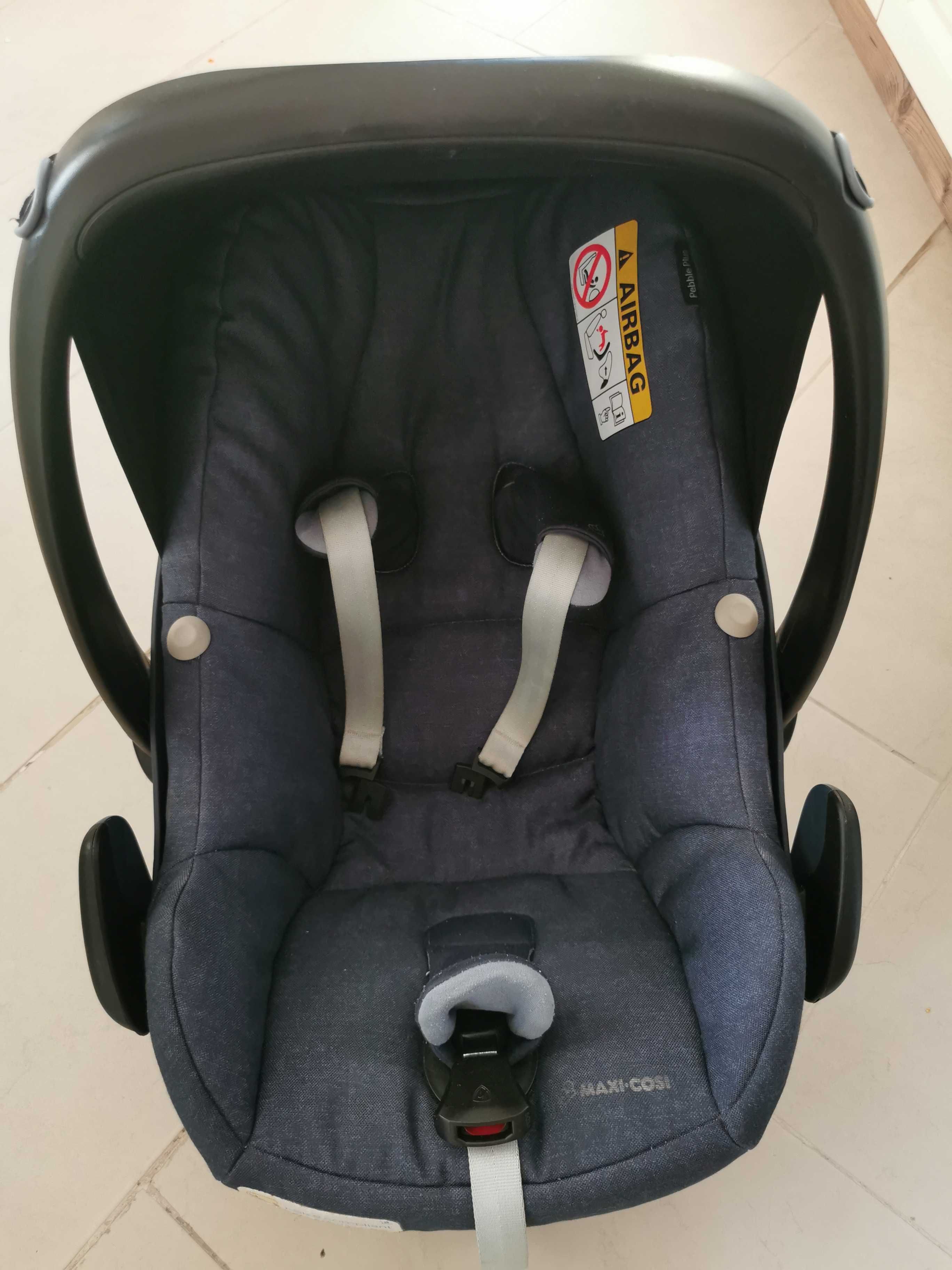Кош за кола Maxi-Cosi с подложка за новородено
