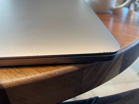 Macbook Pro 13 Нова батерия